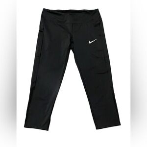 Nike Women’s  DriFit Black Compression Cropped Running Leggings Size Medium
